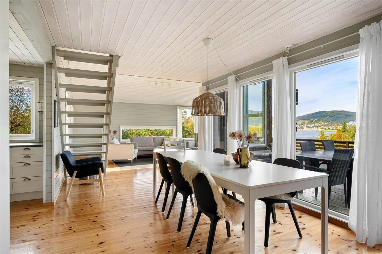 Charming House Located By The Fjord With The Pultpitrock Within Short Distance Villa Jørpeland Buitenkant foto