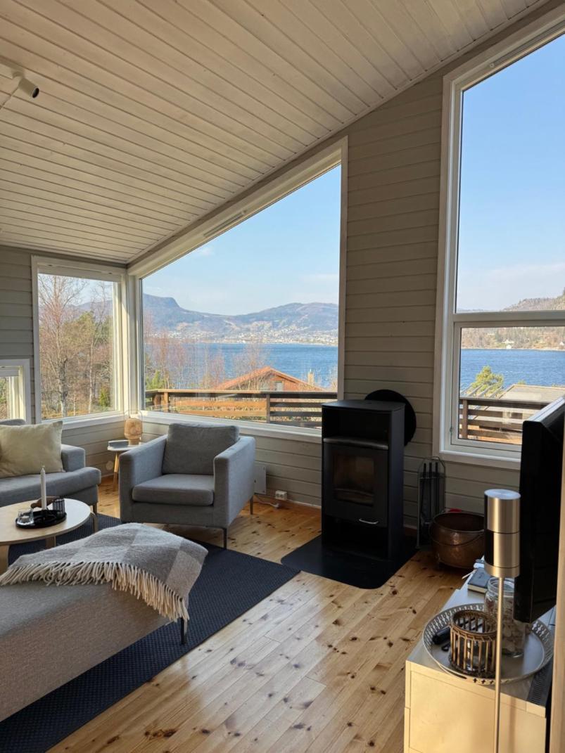 Charming House Located By The Fjord With The Pultpitrock Within Short Distance Villa Jørpeland Buitenkant foto
