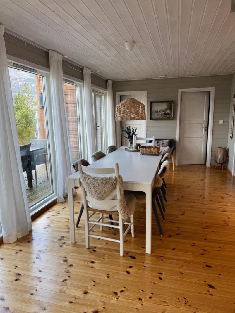 Charming House Located By The Fjord With The Pultpitrock Within Short Distance Villa Jørpeland Buitenkant foto