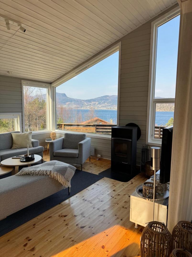 Charming House Located By The Fjord With The Pultpitrock Within Short Distance Villa Jørpeland Buitenkant foto