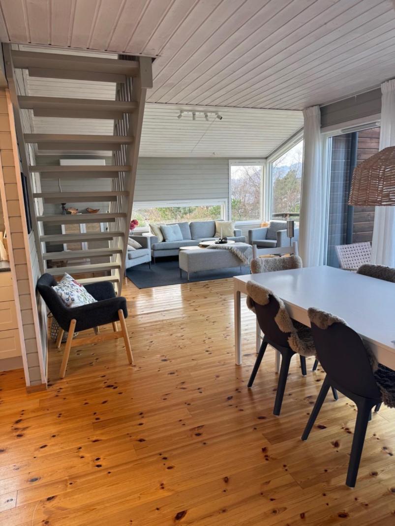Charming House Located By The Fjord With The Pultpitrock Within Short Distance Villa Jørpeland Buitenkant foto
